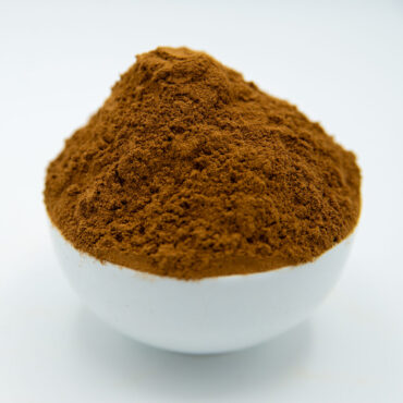 Nutritious and protein-rich, ground cinnamon is perfect for seasoning dishes.